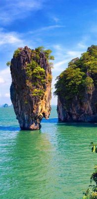  Phuket: A Wanderer's Tapestry - Weaving Through Sun-Drenched Shores and Emerald Waters